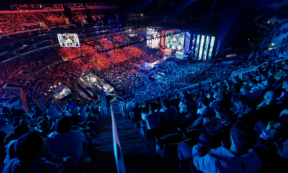 警惕“所谓内幕消息”：博彩公司的高层不会认识你这个普通玩家。（别信所谓内幕：博彩公司高层不可能认识普通玩家）